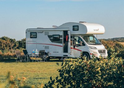 WoMo auf dem Campingplatz